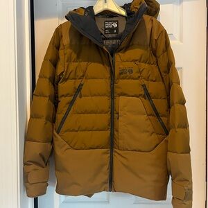 Mountain Hardwear Men's Tan Puffer Jacket